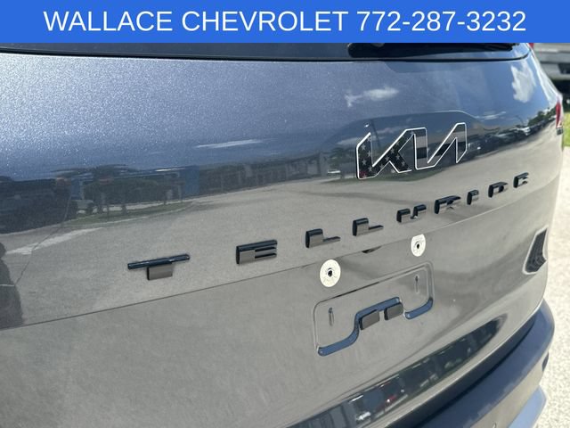Used 2022 Kia Telluride LX FWD image 9