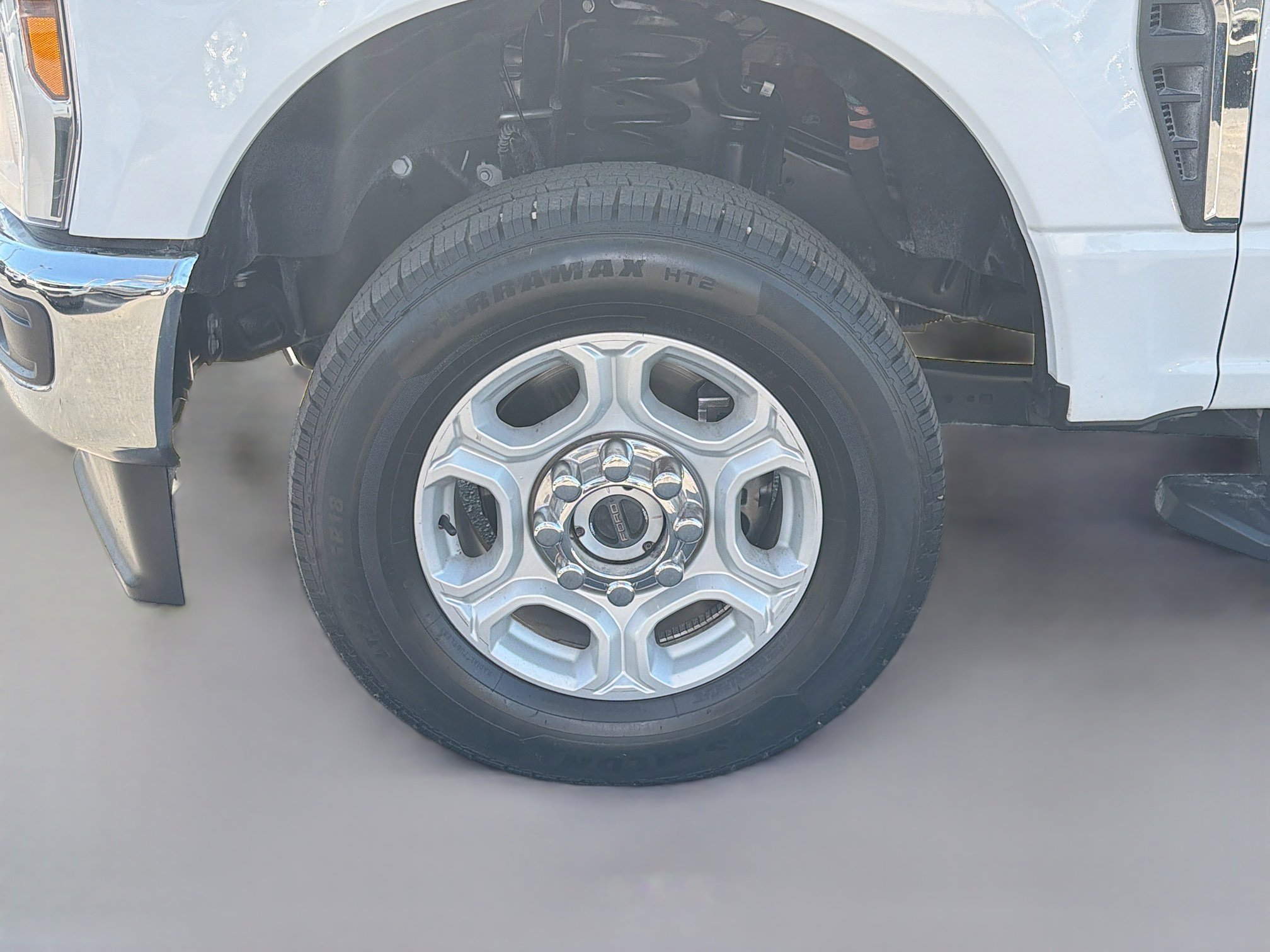 Used 2025 Ford F250 XLT image 39