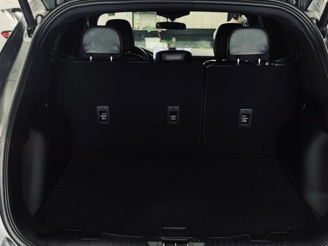 Used 2024 Ford Escape ST-Line w/ Tech Pack #1 AWD/4WD image 10
