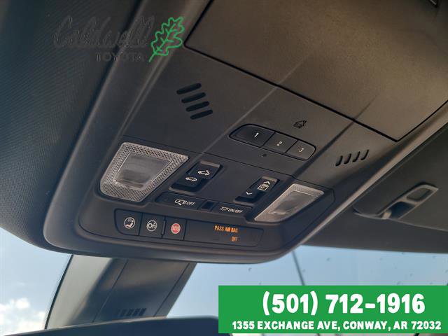 Used 2018 Cadillac XT5 Luxury w/ Driver Awareness Package image 21