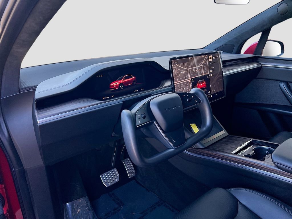 Used 2023 Tesla Model X image 9
