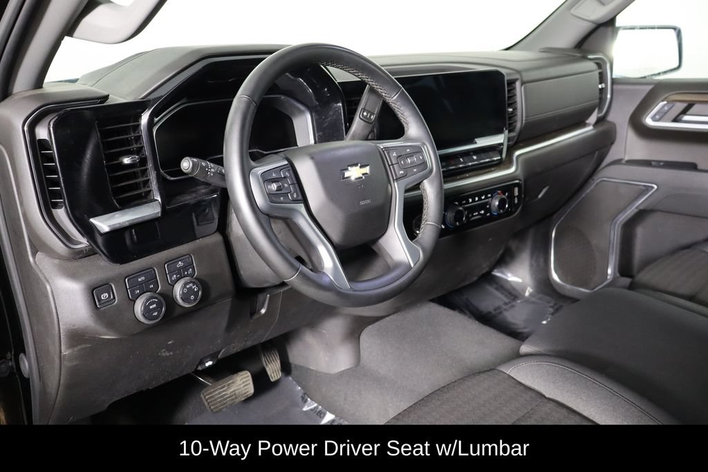 Used 2024 Chevrolet Silverado 1500 LT AWD/4WD image 18