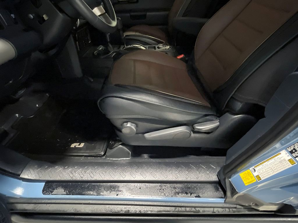 Used 2014 Toyota FJ Cruiser Base w/ Trail Teams Ultimate Edition image 46