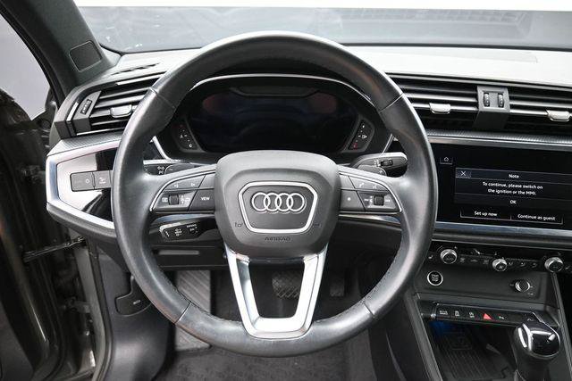 Used 2023 Audi Q3 2.0T Premium Plus w/ Premium Plus Package AWD/4WD image 17