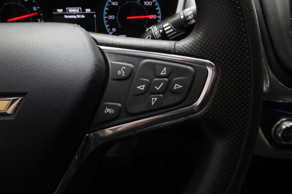 Used 2020 Chevrolet Equinox LS image 29