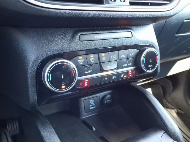 Used 2022 Ford Escape SEL w/ Technology Package image 22