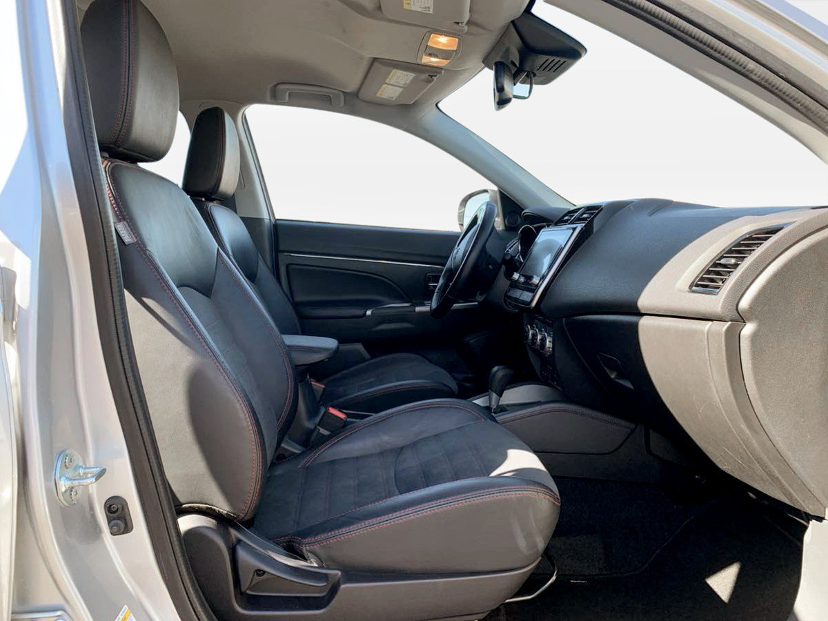 Used 2024 Mitsubishi Outlander Sport ES AWD/4WD image 19