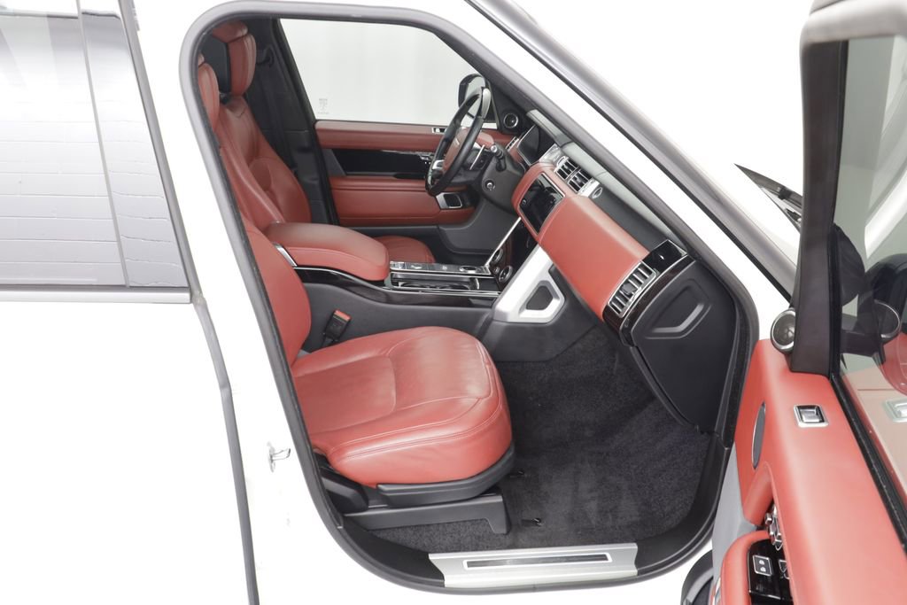 Used 2021 Land Rover Range Rover Long Wheelbase Autobiography image 23