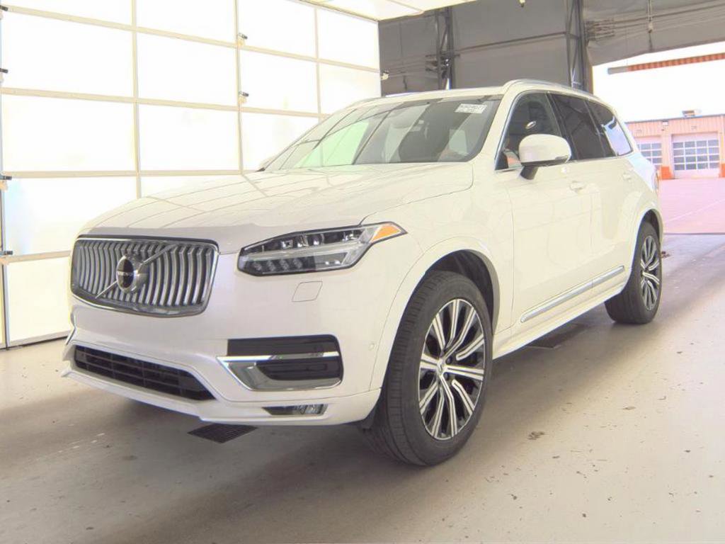 Used 2023 Volvo XC90 B6 Plus w/ Protection Package AWD/4WD image 1