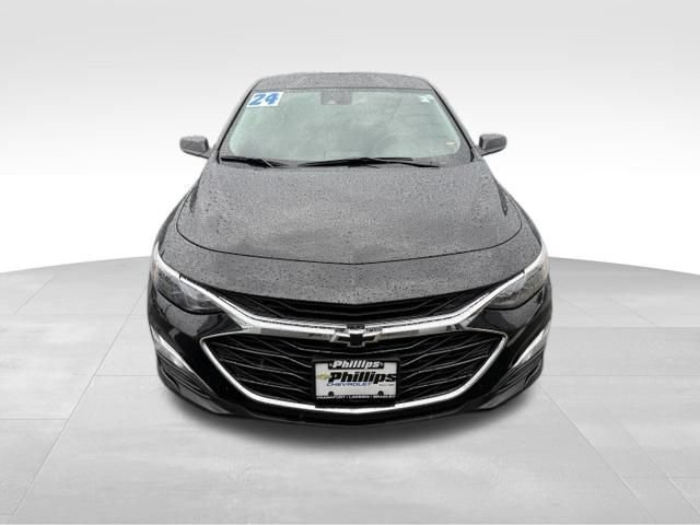 Used 2024 Chevrolet Malibu RS FWD image 2
