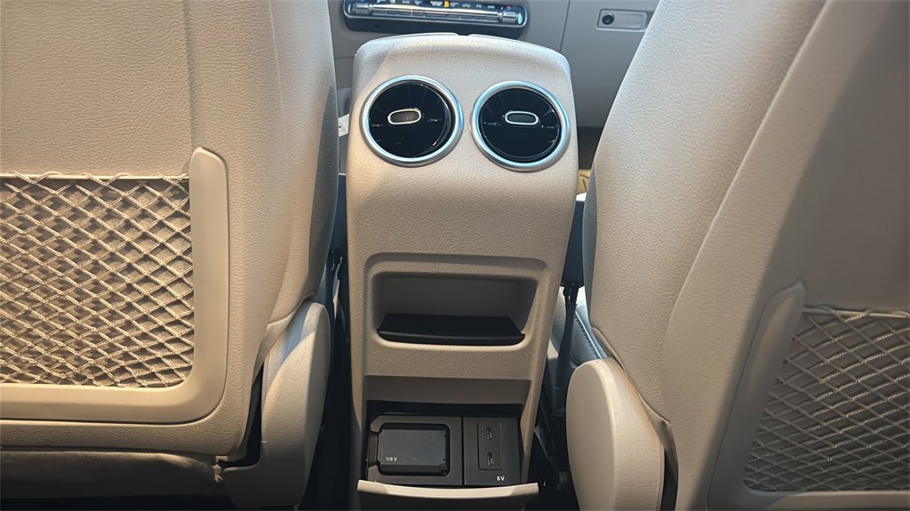 Used 2020 Mercedes-Benz GLB 250 GLB 250 w/ Premium Package image 9