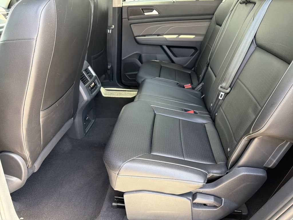 Used 2023 Volkswagen Atlas SE w/ Panoramic Sunroof Package FWD image 18