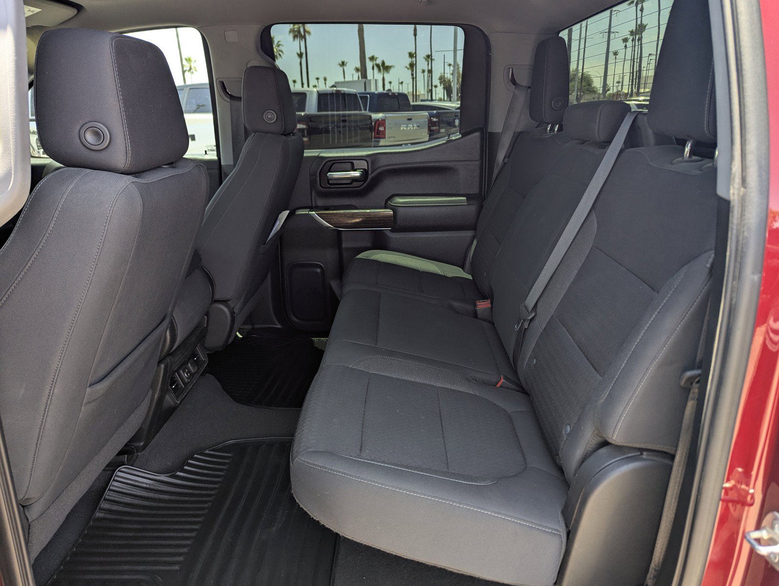 Used 2021 GMC Sierra 1500 SLE RWD image 9