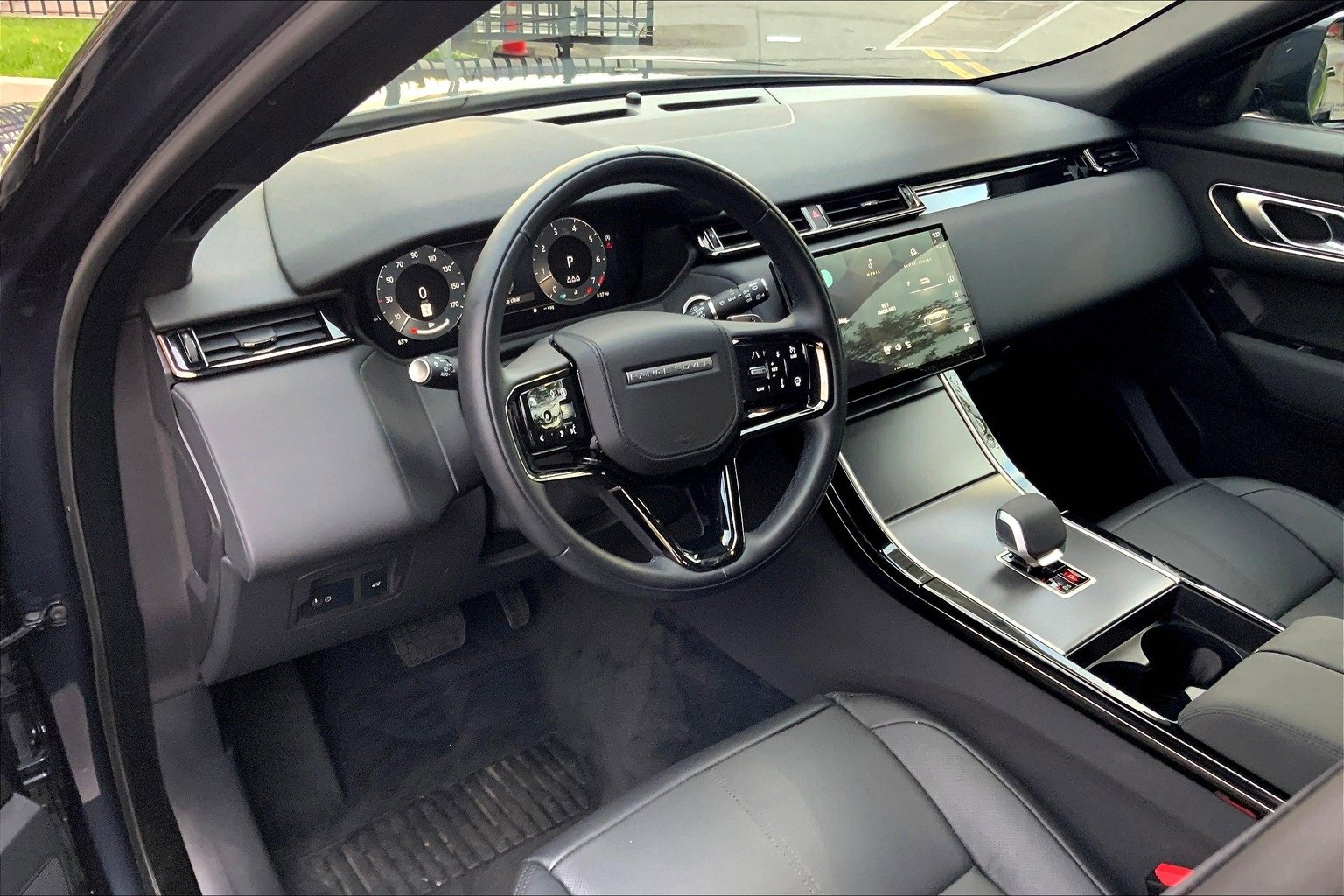 Used 2026 Land Rover Range Rover Velar S image 17