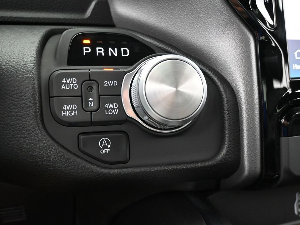 Used 2025 RAM 1500 Laramie image 18