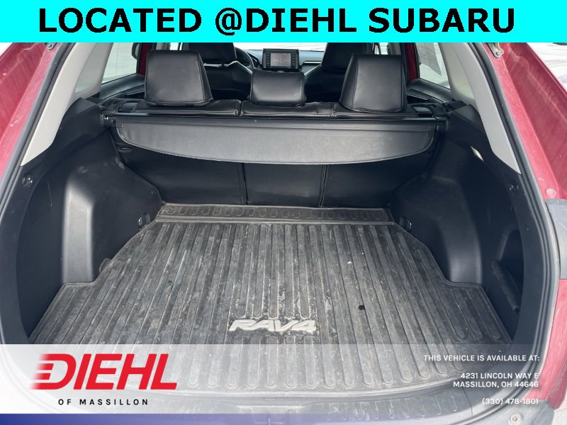 Used 2022 Toyota RAV4 XLE w/ Convenience Package image 11