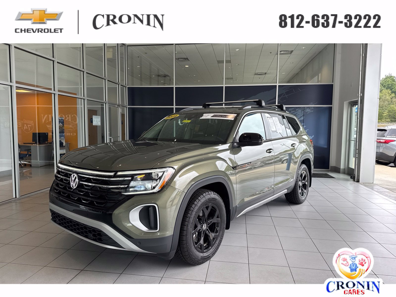 Used 2025 Volkswagen Atlas Peak Edition SE AWD/4WD image 1
