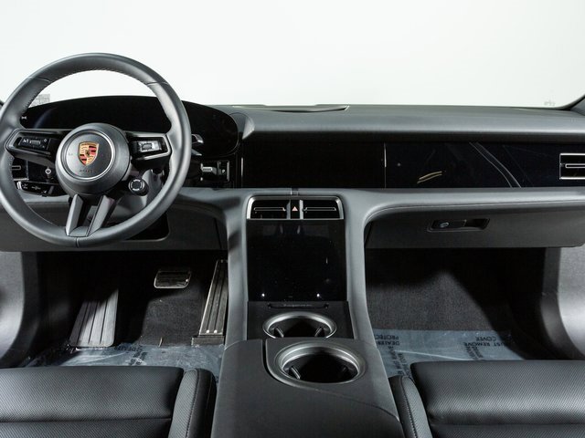 Certified 2025 Porsche Taycan image 20