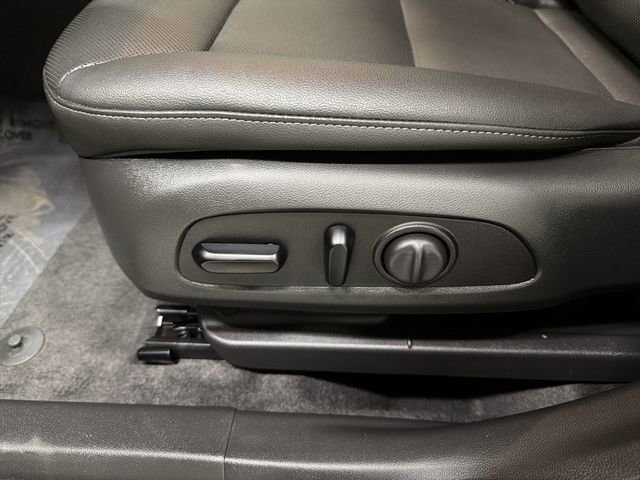 Certified 2025 Chevrolet Trax ACTIV w/ Driver Confidence Package image 21