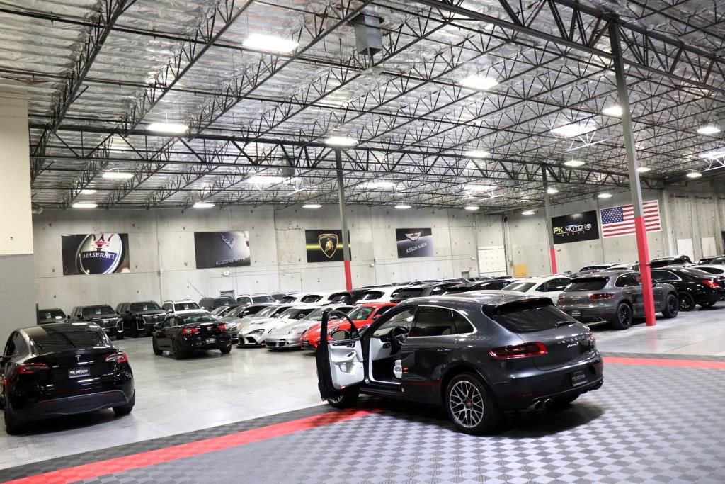 Used 2017 Porsche Macan S image 14