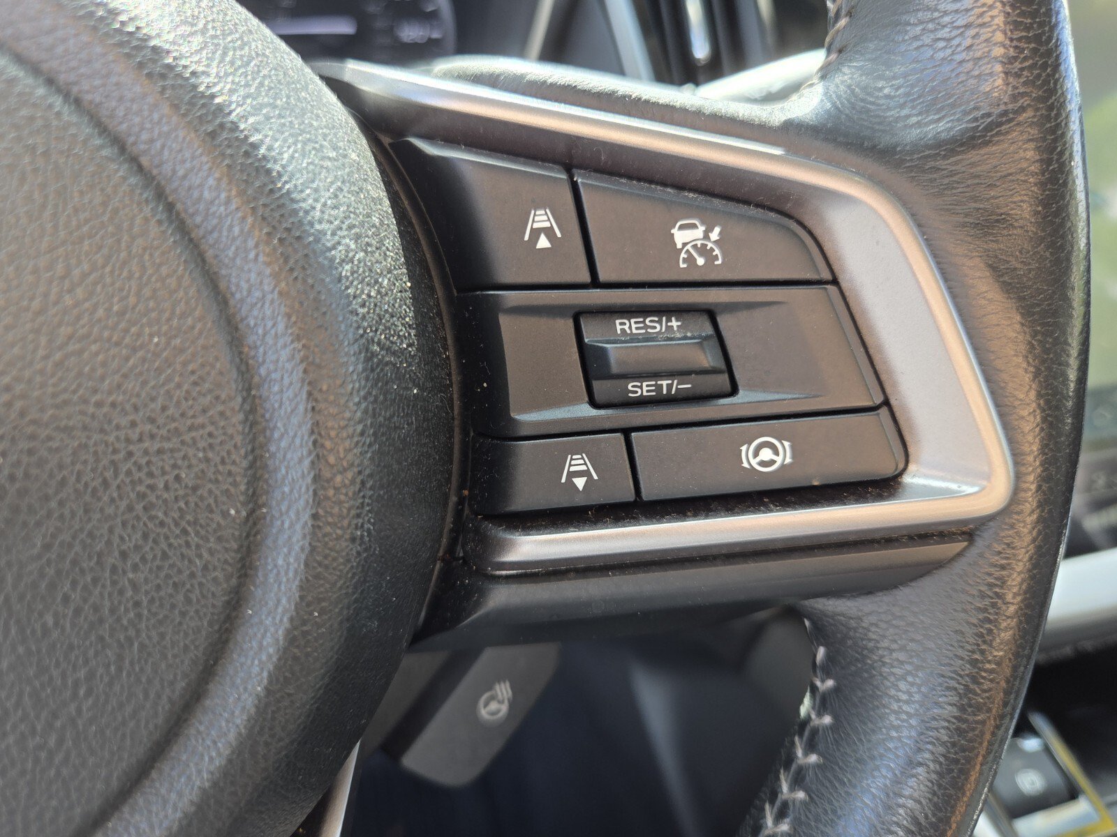 Used 2023 Subaru Legacy Limited AWD/4WD image 23