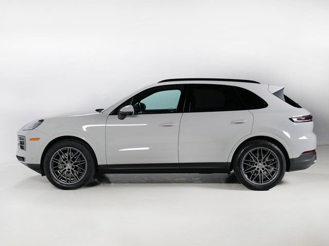 New 2026 Porsche Cayenne AWD/4WD image 2