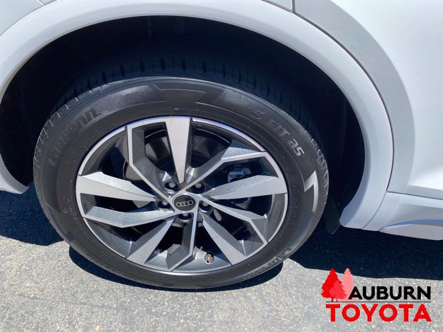 Used 2024 Audi Q5 2.0T Premium Plus AWD/4WD image 12