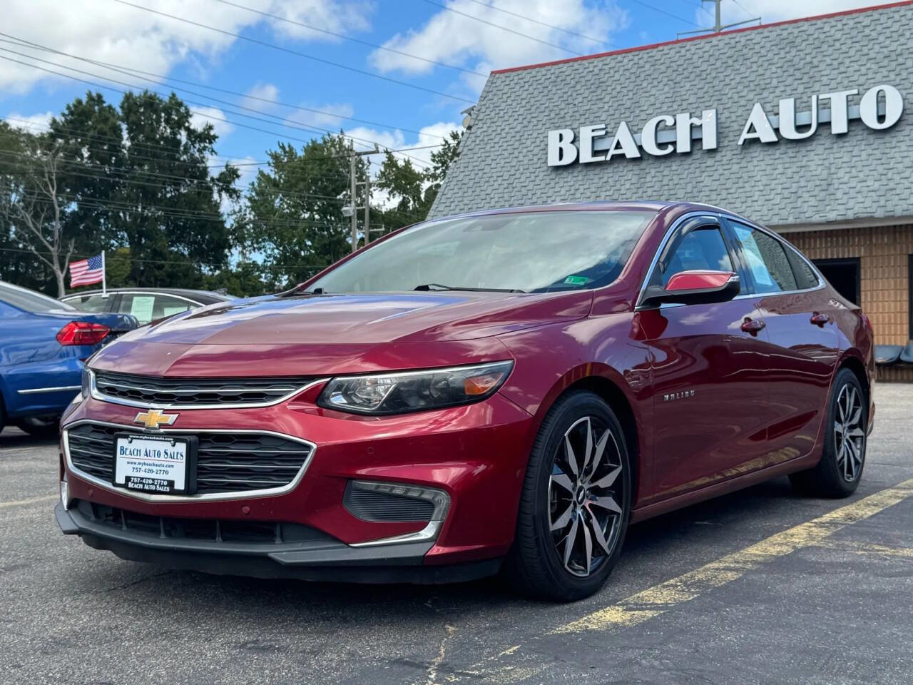 Used 2017 Chevrolet Malibu LT w/ Leather Package image 3