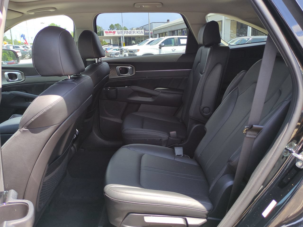 Certified 2023 Kia Sorento SX AWD/4WD image 13