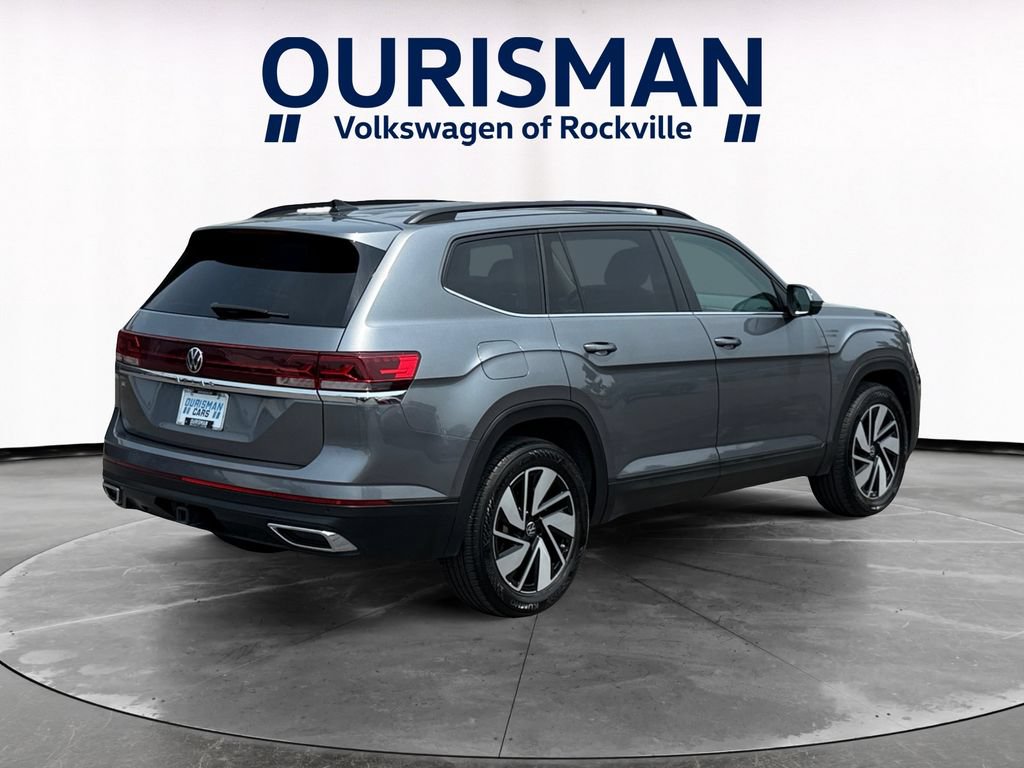 Used 2025 Volkswagen Atlas SE FWD image 6