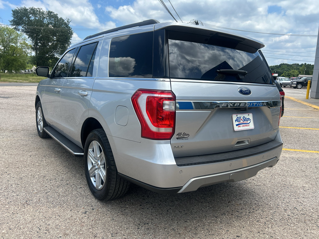 Used 2019 Ford Expedition XLT w/ Equipment Group 202A RWD image 11