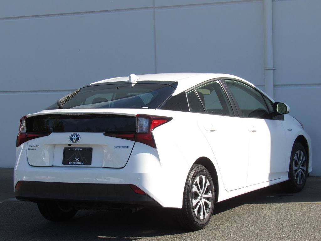 Certified 2020 Toyota Prius LE AWD/4WD image 6