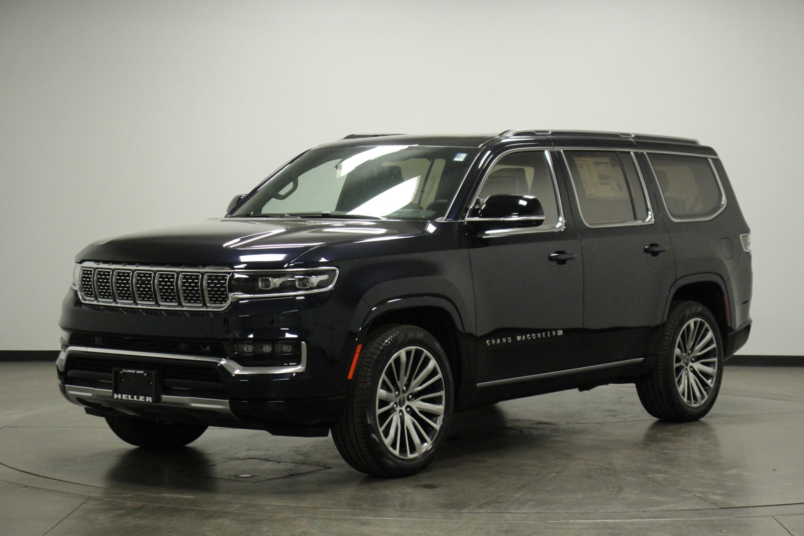 New 2023 Jeep Grand Wagoneer Series III AWD/4WD image 8
