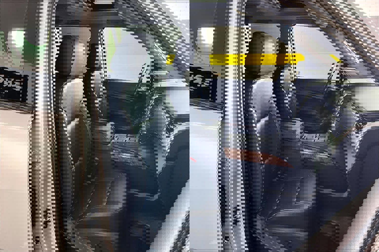 Used 2020 Chevrolet Suburban Premier image 9