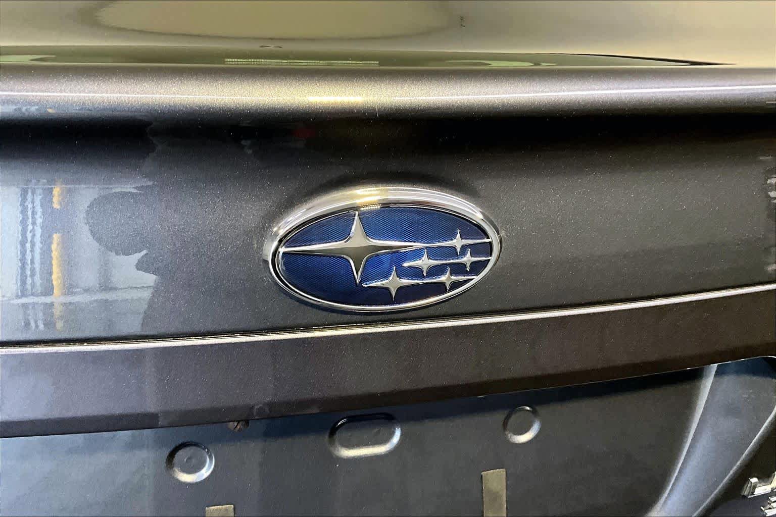 Used 2015 Subaru Legacy 3.6R Limited AWD/4WD image 32
