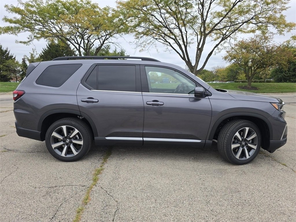 New 2025 Honda Pilot Touring image 22