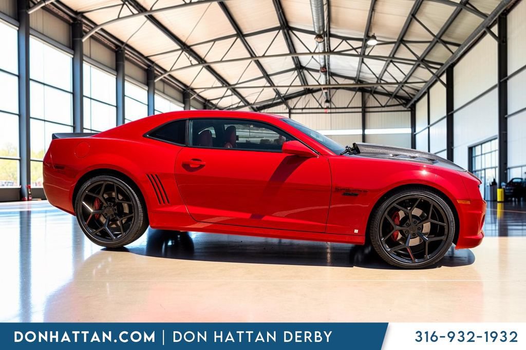 Used 2010 Chevrolet Camaro SS w/ White Stripe Package RWD image 27