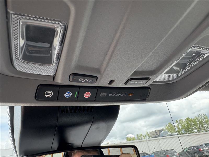 Used 2023 Chevrolet Silverado 1500 LT Trail Boss w/ Protection Package image 13