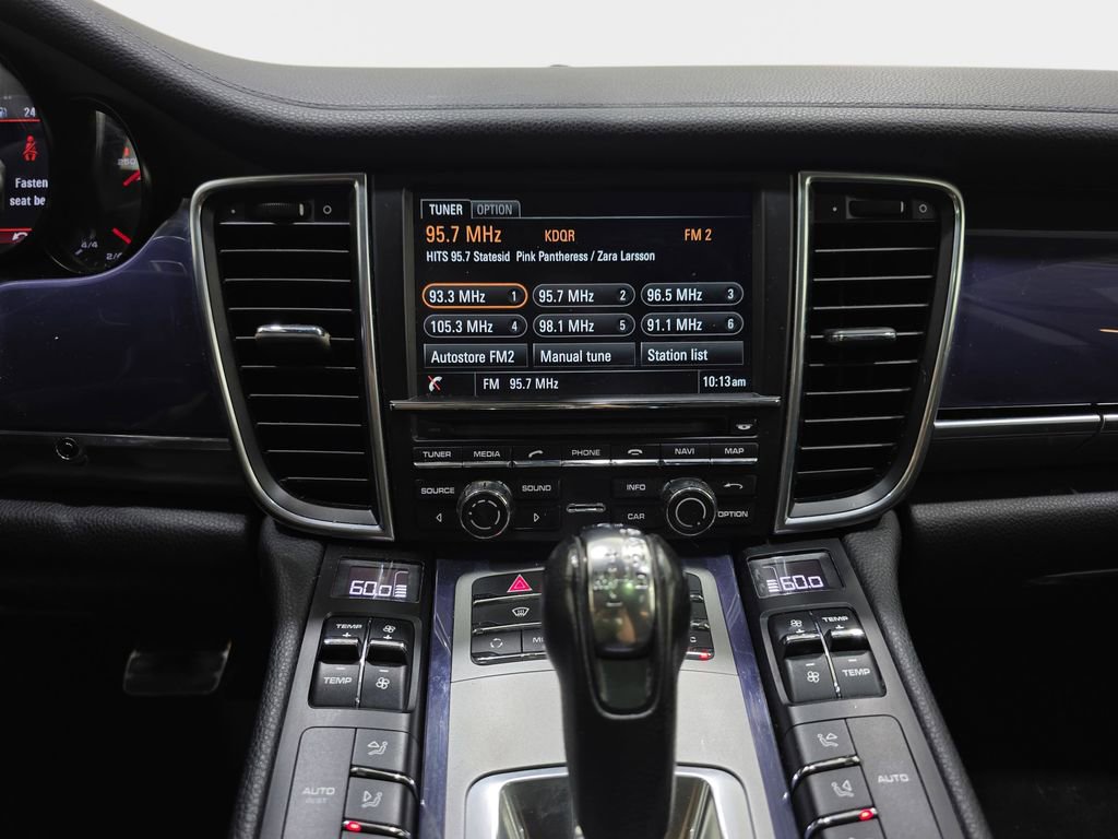 Used 2013 Porsche Panamera 4 image 23