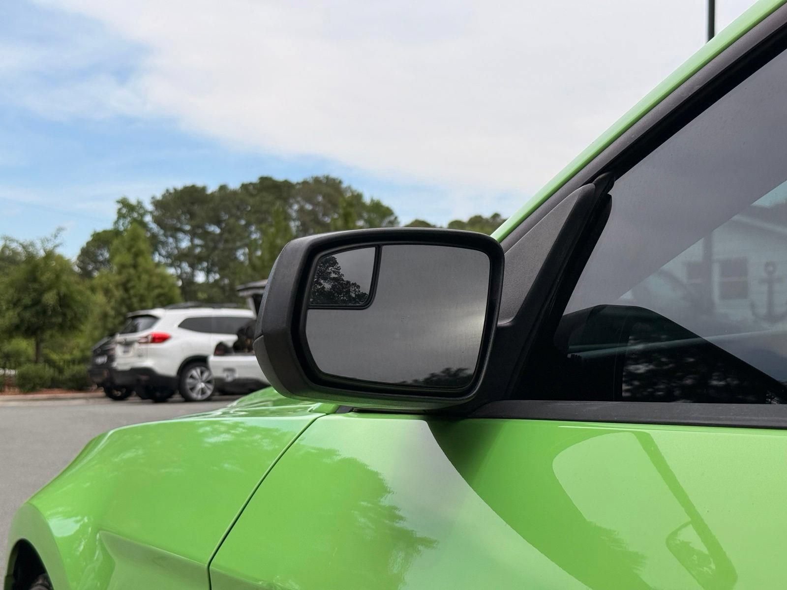 Used 2013 Ford Mustang Coupe RWD image 13