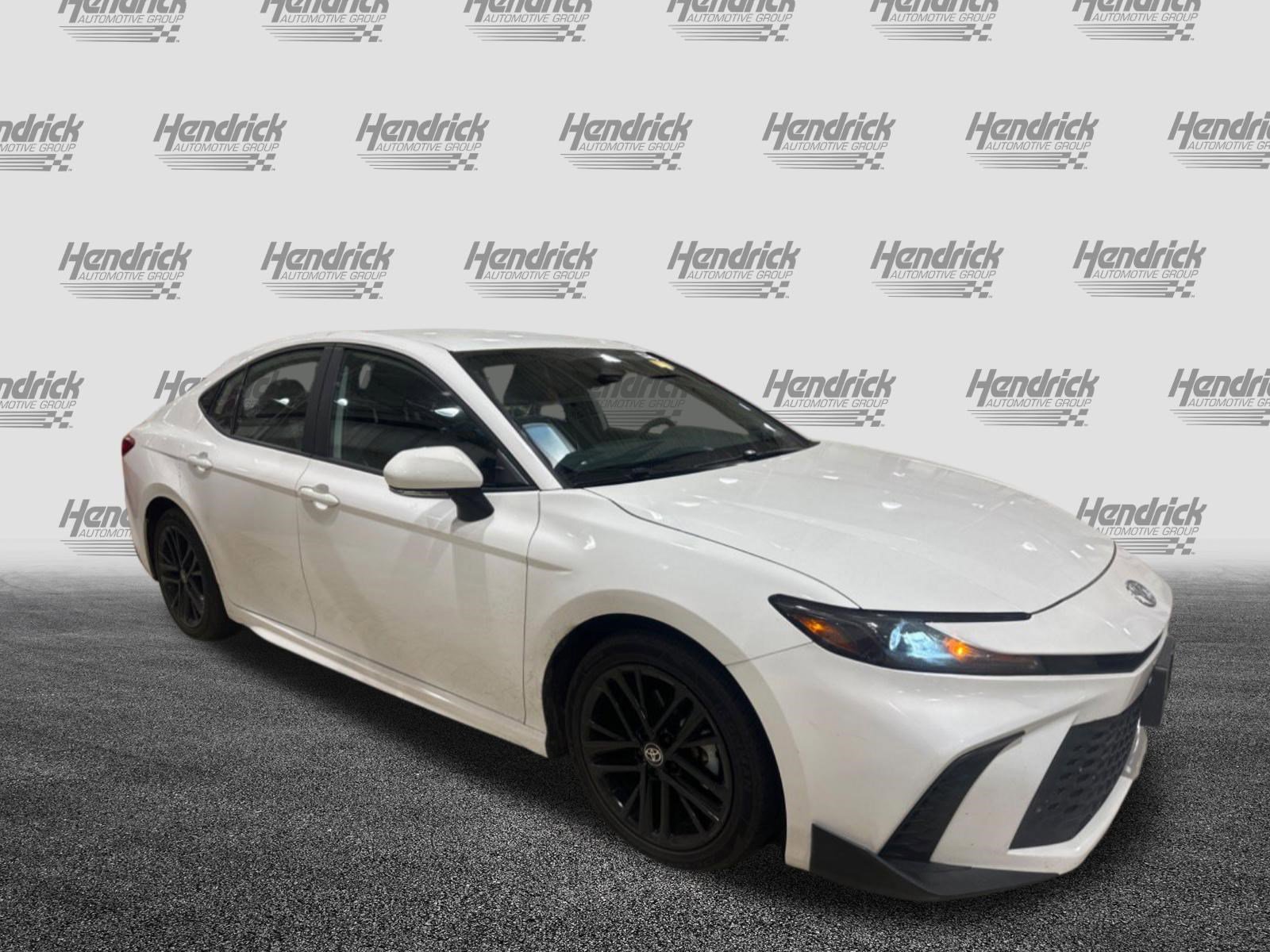 Certified 2025 Toyota Camry SE FWD image 39