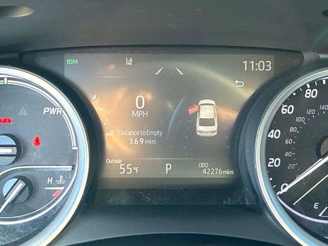 Used 2023 Toyota Camry XLE image 28