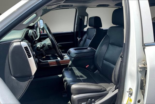 Used 2019 GMC Sierra 2500 SLT w/ Driver Alert Package AWD/4WD image 22