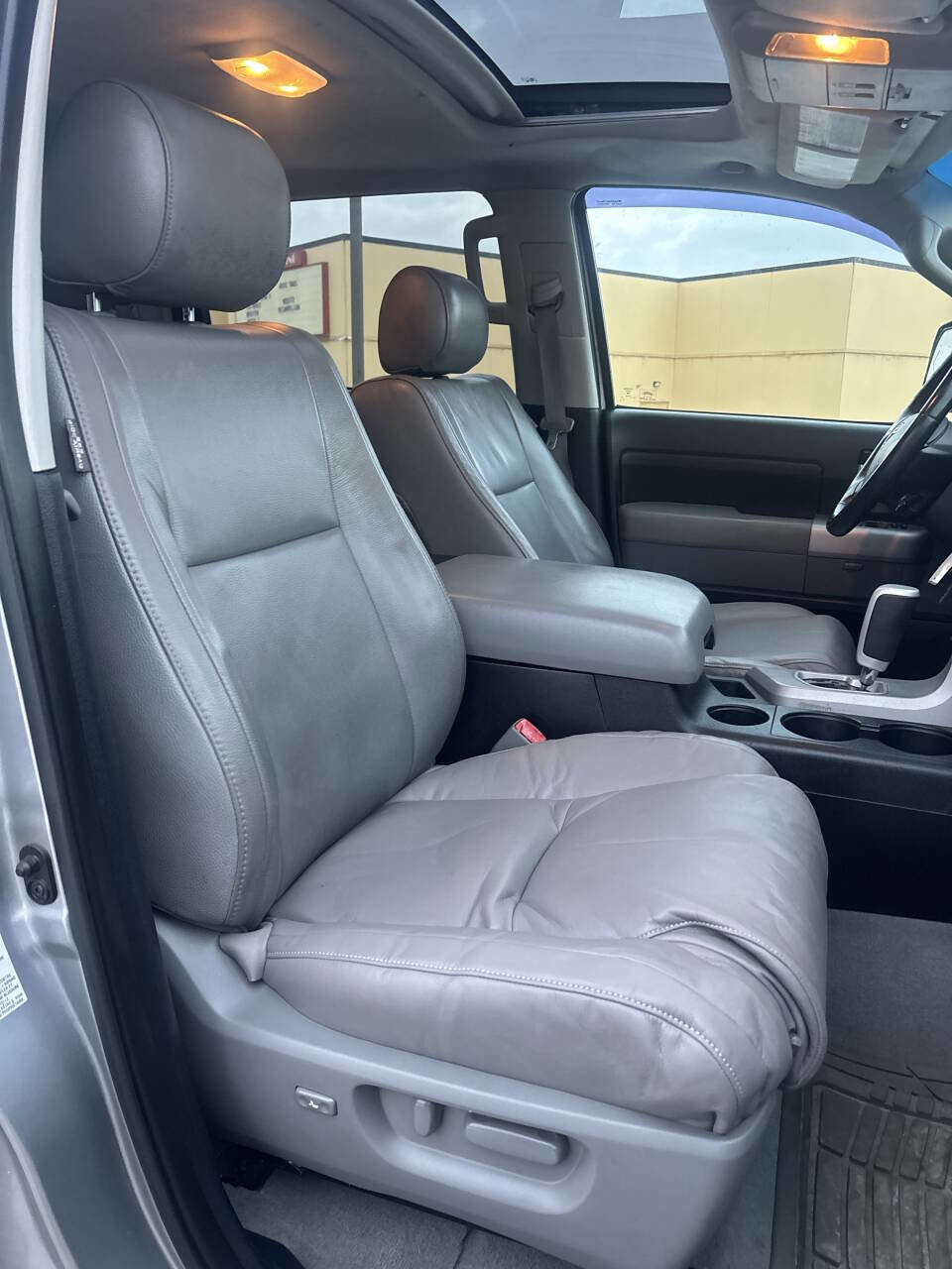 Used 2008 Toyota Tundra Limited image 17