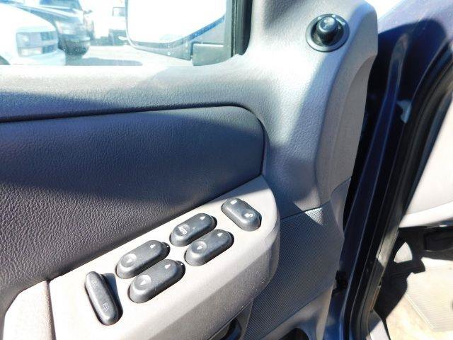 Used 2002 Ford Explorer XLT image 11
