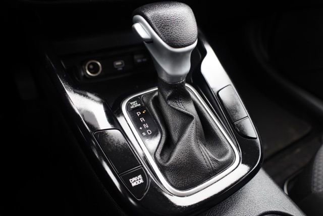 Used 2022 Kia Soul LX image 5