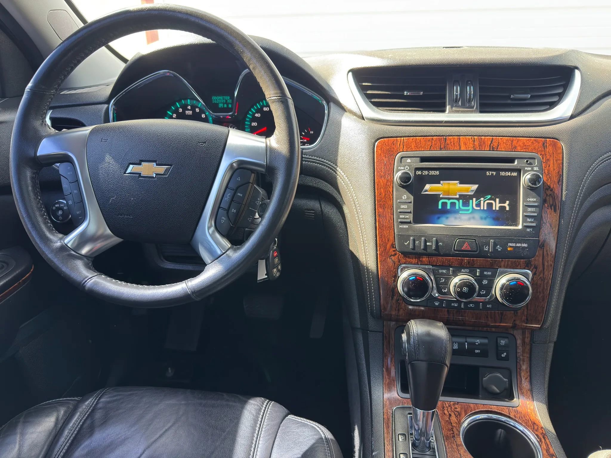 Used 2014 Chevrolet Traverse LTZ FWD image 26