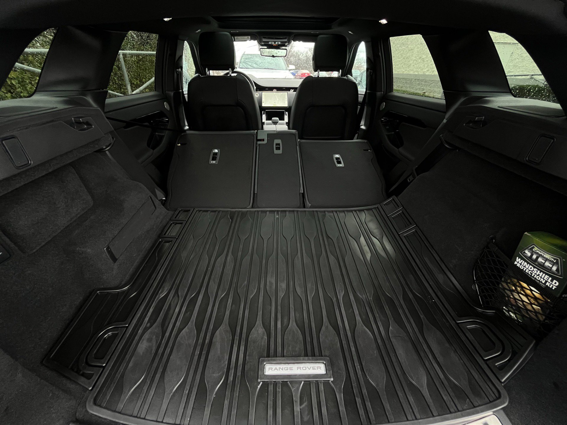 Used 2024 Land Rover Range Rover Evoque Dynamic SE image 47