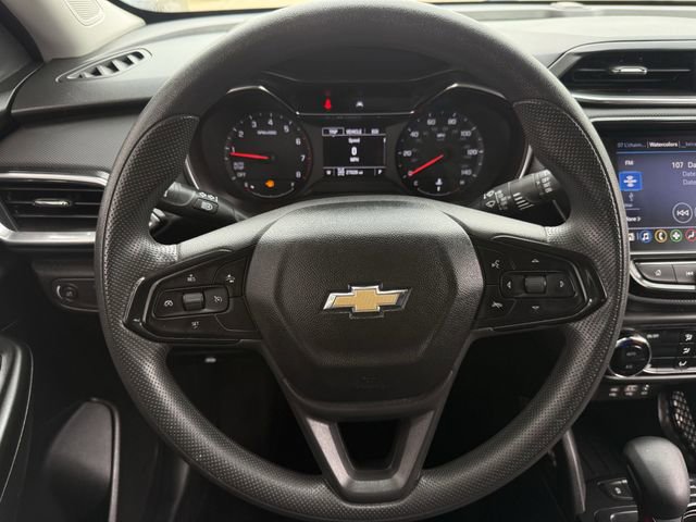 Used 2023 Chevrolet TrailBlazer LT w/ Convenience Package AWD/4WD image 13