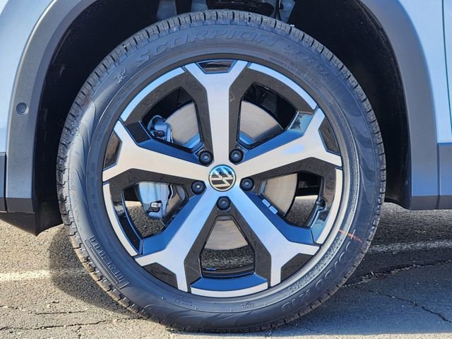 New 2026 Volkswagen Tiguan SE image 9